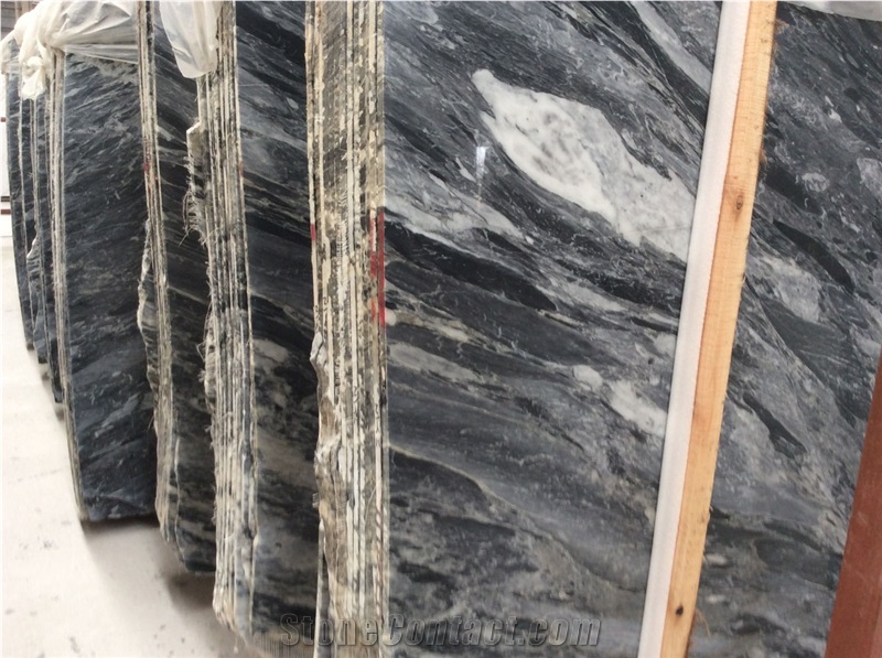 Black Fantastic Onyx Tiles and Slabs