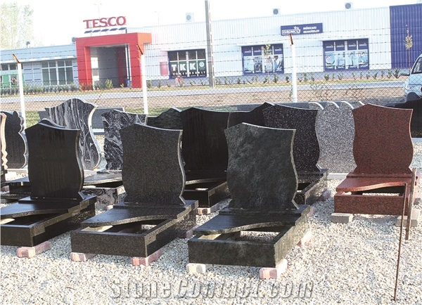Western-Style Polished Single Upright Black & Red Tombstones