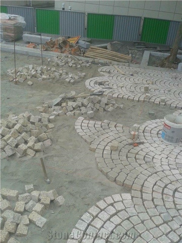Granito Amarelo Macieira Cube Stone
