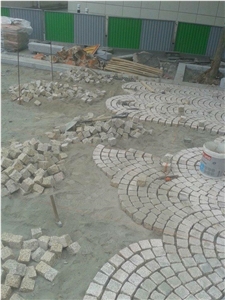Granito Amarelo Macieira Cube Stone