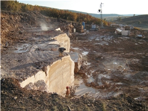 Konya Noce Travertine Blocks, Brown Travertine Blocks