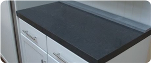 China Bst D4120 Veined Quartz Stone Surfaces Countertops and Vanity Tops with High Gloss and Hardness