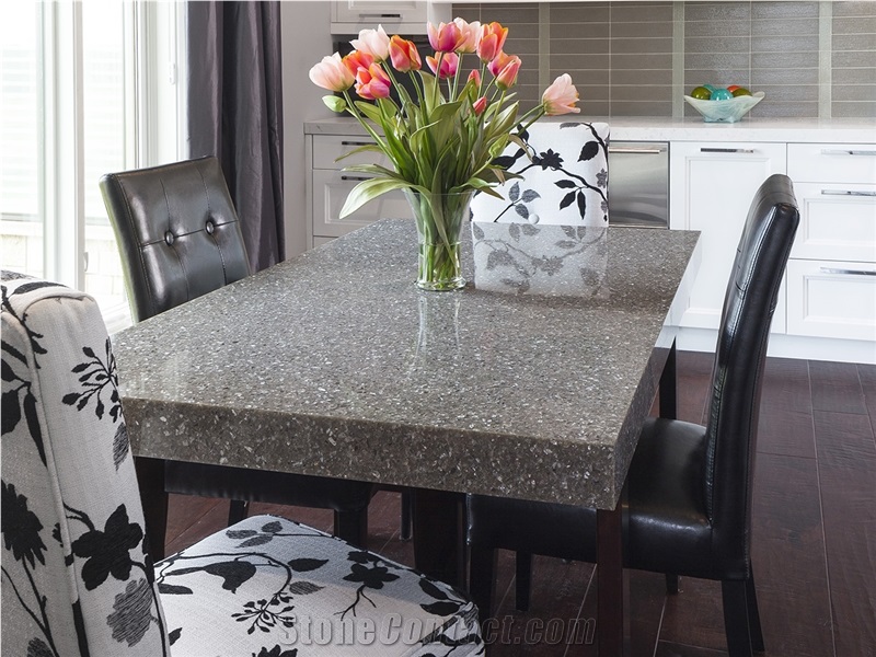 Uartz Stone Solid Surface and Countertop with Bright Surface Non-Porous Standard Sizes 108*26inch with Competitive Price and Quality More Durable Than Granite