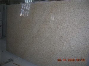 Granite Tiles/Granite Flooring (G682 Rusty Yellow) Tiles & Slabs, China Yellow Granite