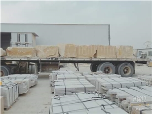 Riyadh Stone Blocks, yellow. Creme ,beige Limestone Block