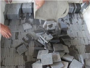 G654 Dark Grey Granite Paver Tumbled Floor Cube Bricks