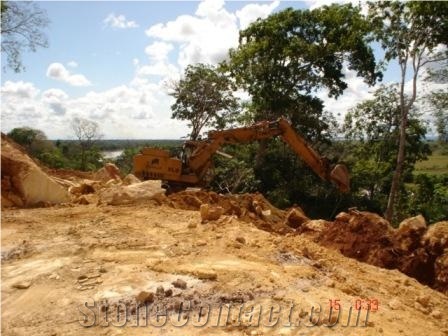 Sinu Dorado Veta Limestone and Sinu Acuamarina Limestone Blocks