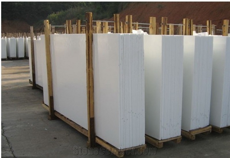 Nano White Crystallized Stone Polished Slabs, Manmade White Stone Glass Stone Panel Tiles Interior Walling Bathroom