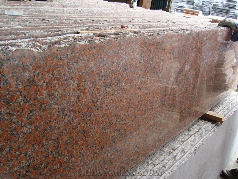 G562, Maple Red Granite
