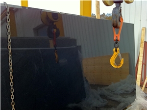 African Nero Assoluto Granite Slab