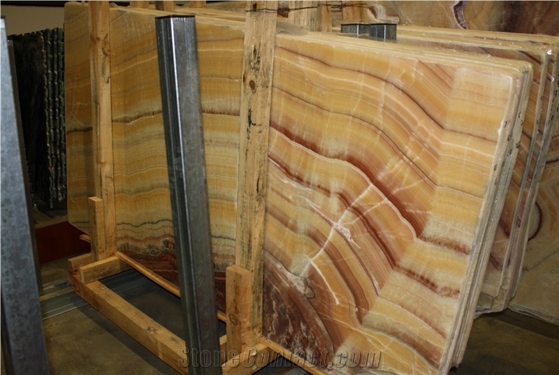 Arco Iris Onyx Slab
