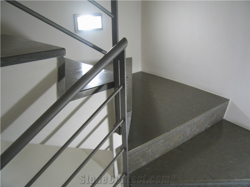 Azul Cascais Limestone Finished Product