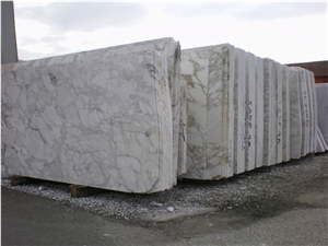 Calacatta Macchia Oro Marble Slab