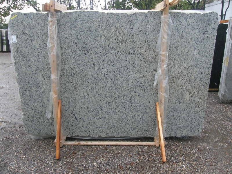 Fiesta Gold Granite Slab