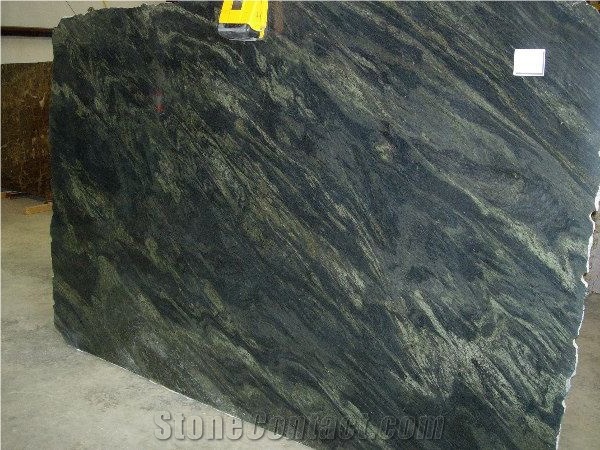 Green Diamond Granite Slab