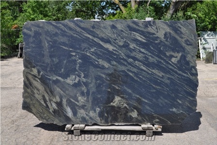 Green Diamond Granite Slab