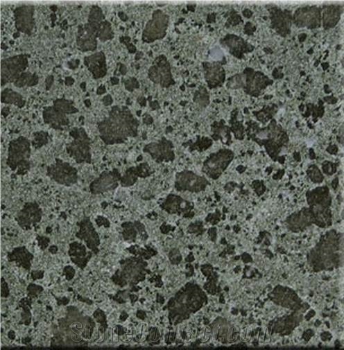 Green Leopard Tile