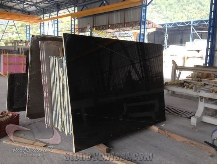Medi Black Marble Slab