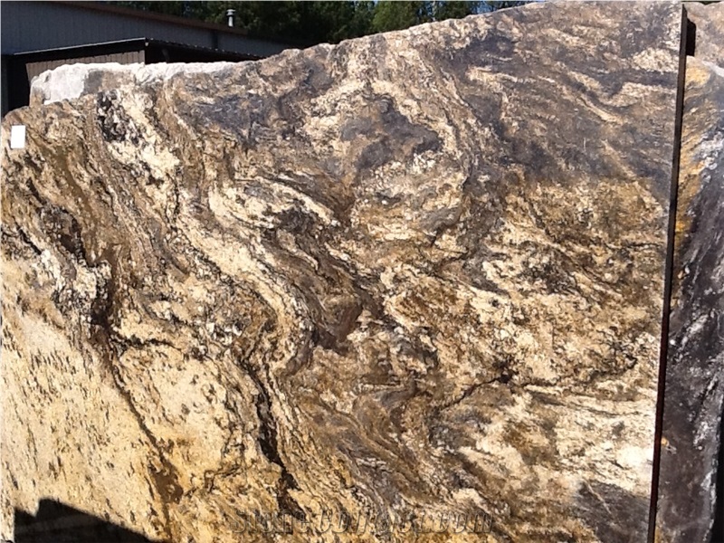 Noturno Gold Granite Slab