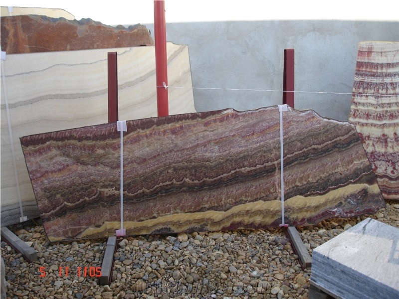 Onyx Vulcano Slab