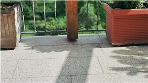 Padang Giallo Granite Finished Product