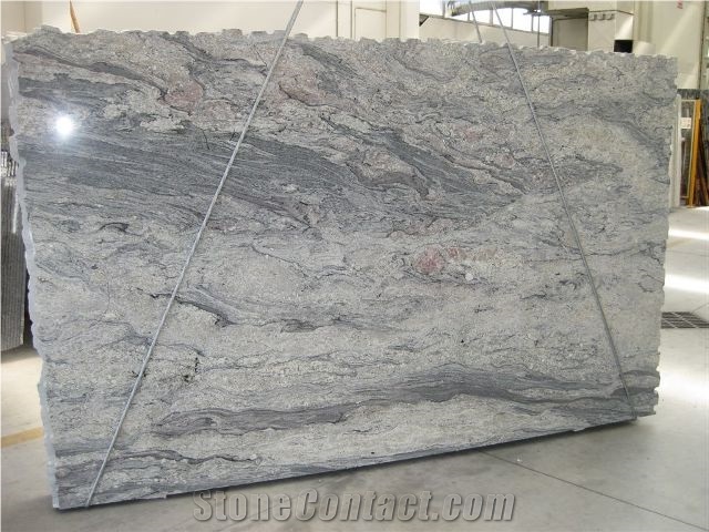 Branco Piracema Granite Slab