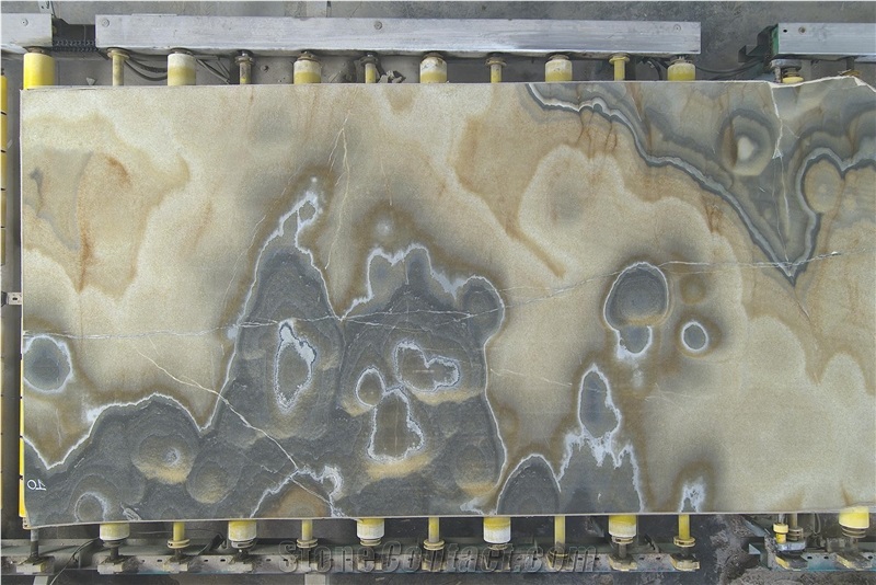 Sky Onyx Slab