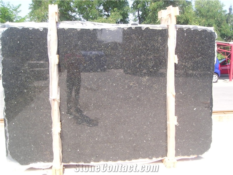 Verde Bahia Granite Slab