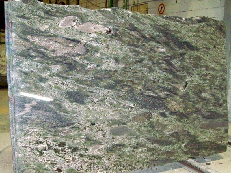 Verde Imperial Granite Slab
