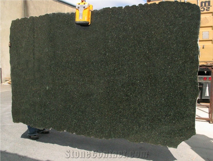 Verde Ubatuba Granite Slab
