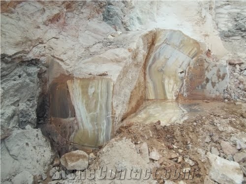 Pineapple Onyx Quarry