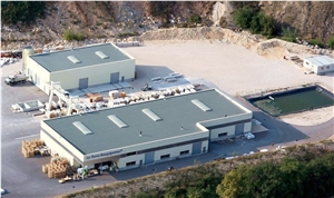 Pierre de Comblanchien Limestone Quarry