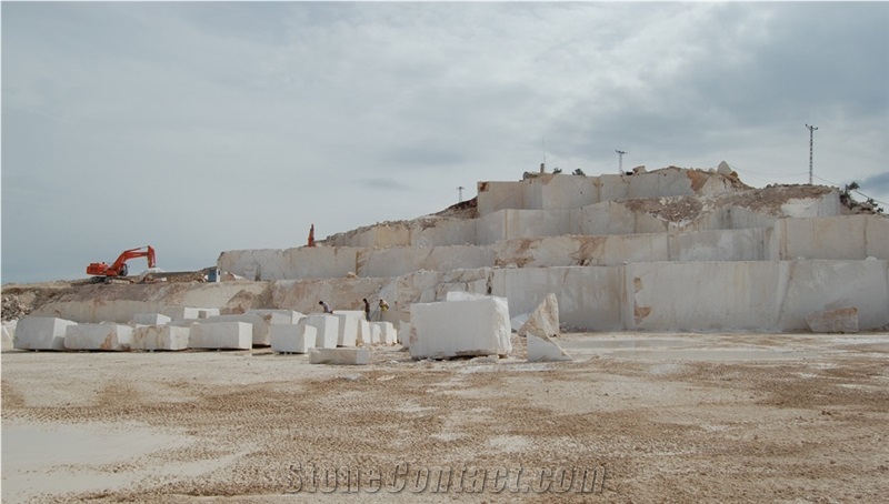 Moonstone Cream Marble Burdur Quarry