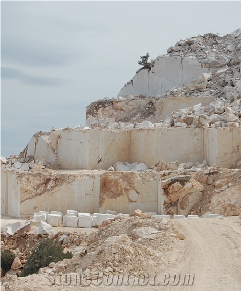 Moonstone Cream Marble Burdur Quarry