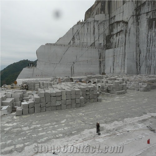 G664 Granite, Bainbrook Peach Granite Quarry