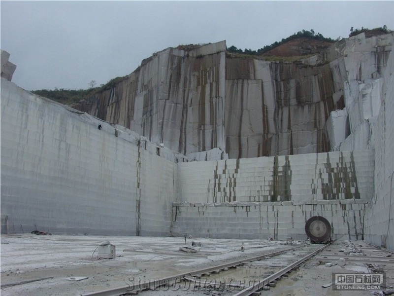 G664 Granite, Bainbrook Peach Granite Quarry