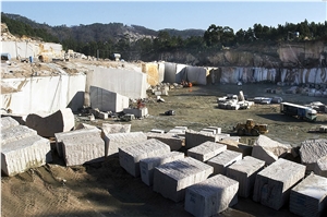 Rosa Porrino Granite Quarry