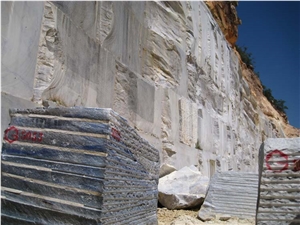 Azul Macaubas Quartzite Quarry