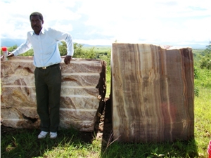 Multicolor Tanzania Onyx Quarry