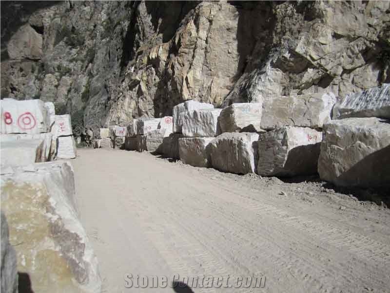 China Grey Quartzite Quarry