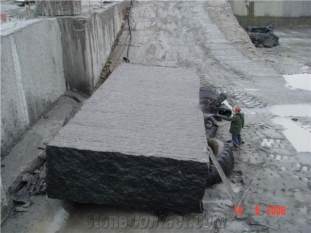 Polychrome Granite Quarry