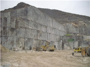 Noble Marron Imperial Marble (Dark Emperador) Quarry