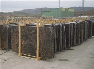 Noble Marron Imperial Marble (Dark Emperador) Quarry