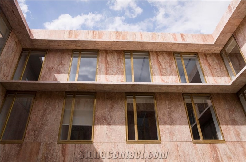 Red Travertine - Rojo Travertine Quarry
