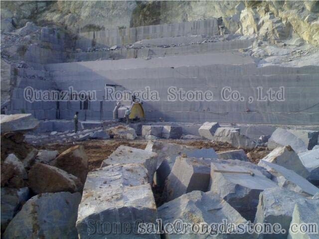 Thunder Brown Porphyry Quarry