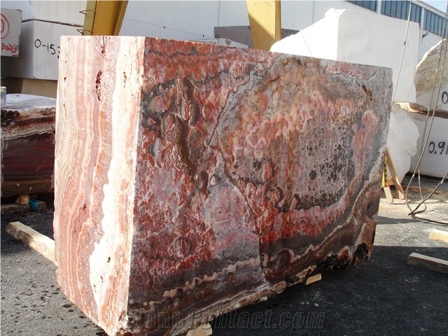 Fantastic Red Onyx Quarry - Fantastico Onyx