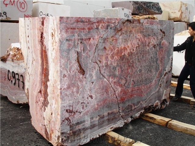 Fantastic Red Onyx Quarry - Fantastico Onyx