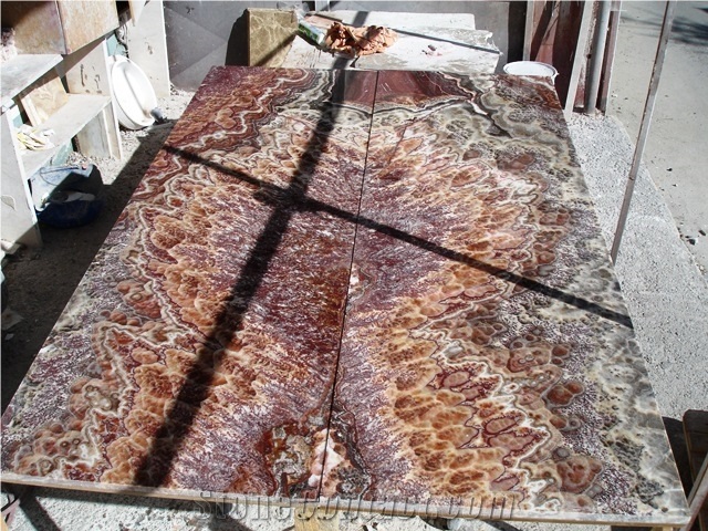 Fantastic Red Onyx Quarry - Fantastico Onyx