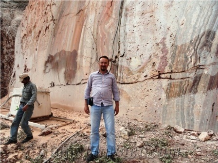 Fantastic Red Onyx Quarry - Fantastico Onyx