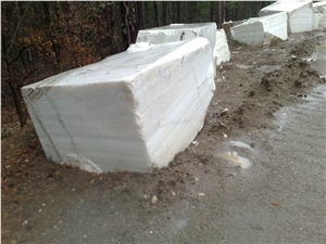 White Crystal Onyx Quarry